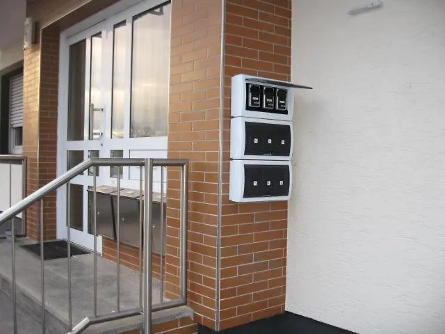 Diamond House Deluxe 5 *